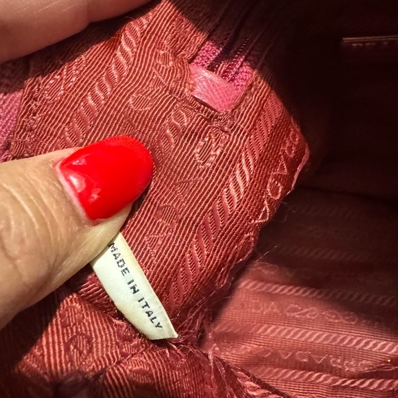 Prada Red Women's pouch pink - Picture 9 of 13
